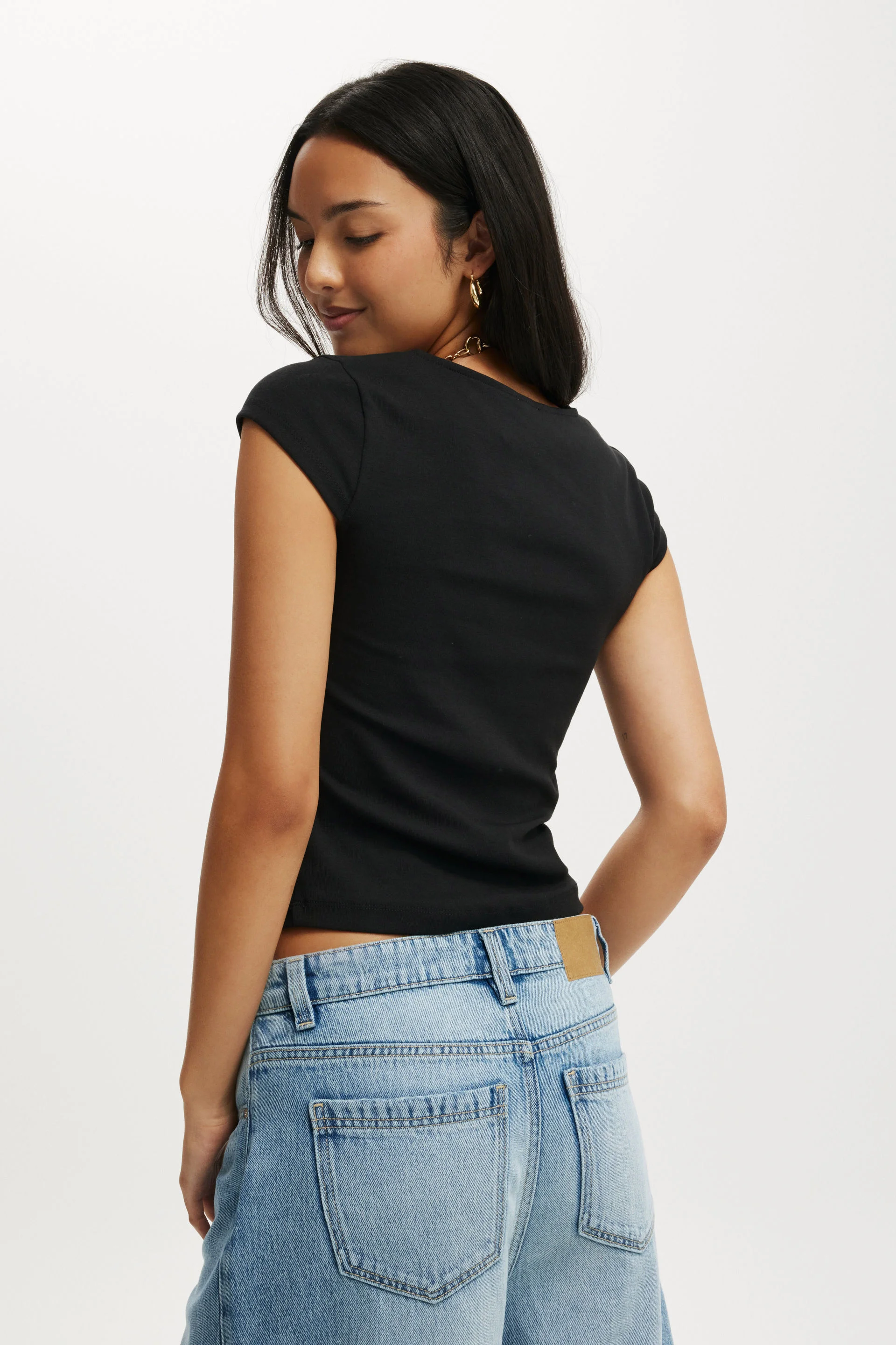 COTTON:ON Áo Kiểu Ngắn Tay Nữ-Sarah Rosette Square Neck Short Sleeve