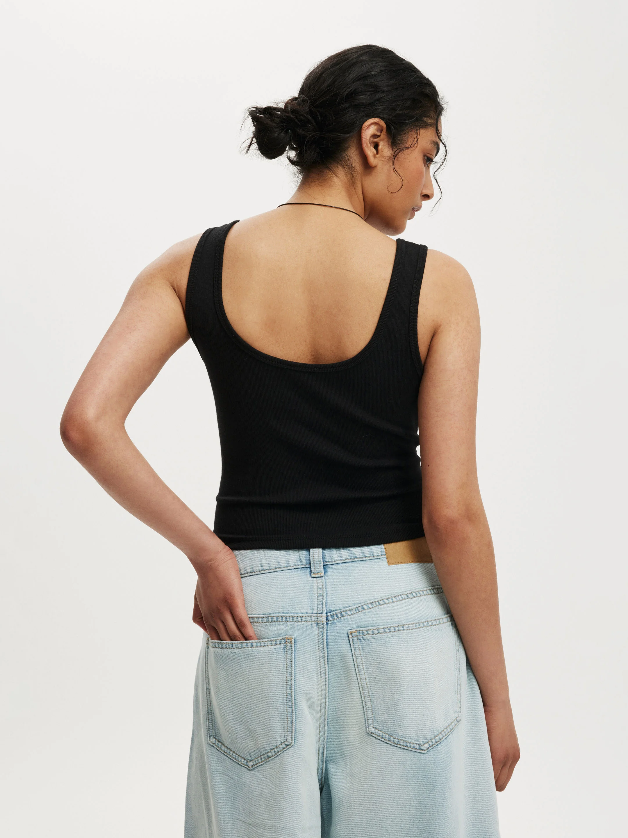 COTTON:ON Áo Thun Cộc Tay Nữ-Elsie Henley Tank