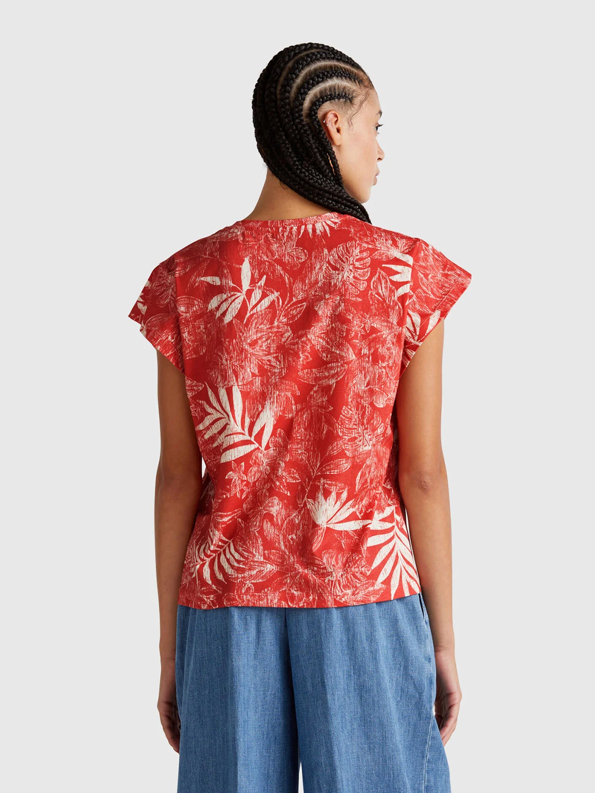 UNITED COLORS OF BENETTON Áo Thun Ngắn Tay Nữ