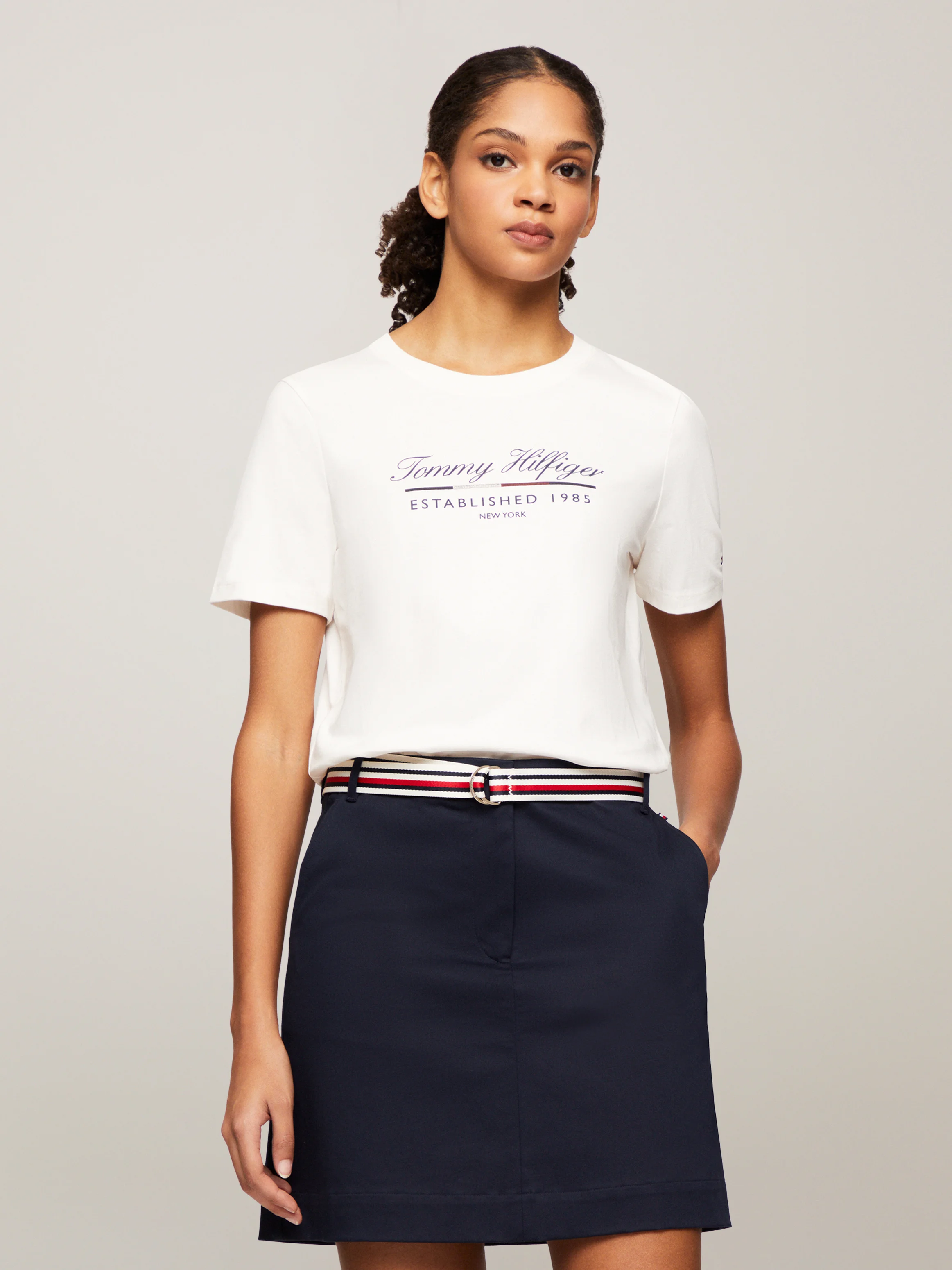 TOMMY HILFIGER Áo Thun Nữ Tay Ngắn Reg Script Graphic C-Nk SS
