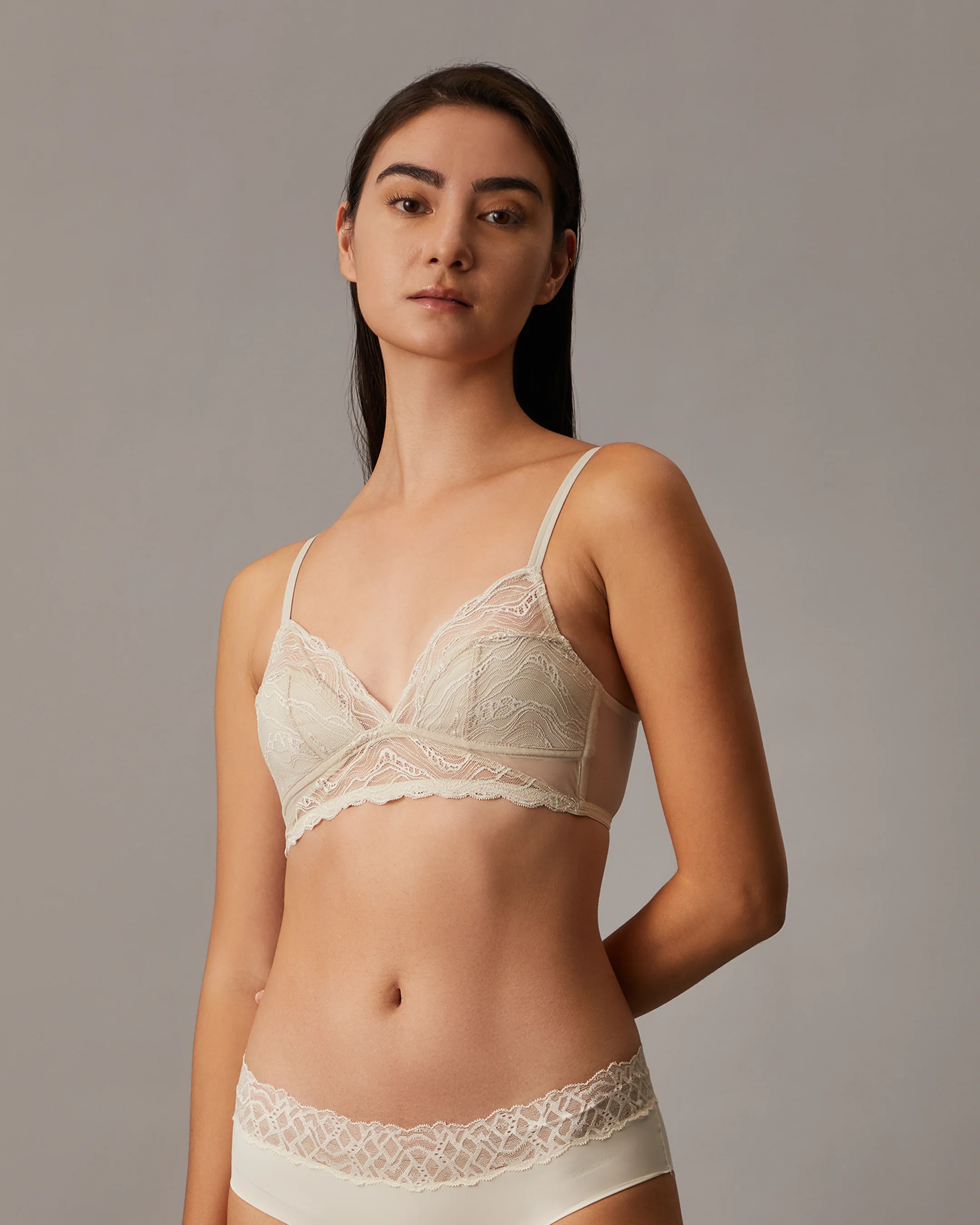 CK UNDERWEAR Áo Lót Nữ Lightly Lined Triangle Fit