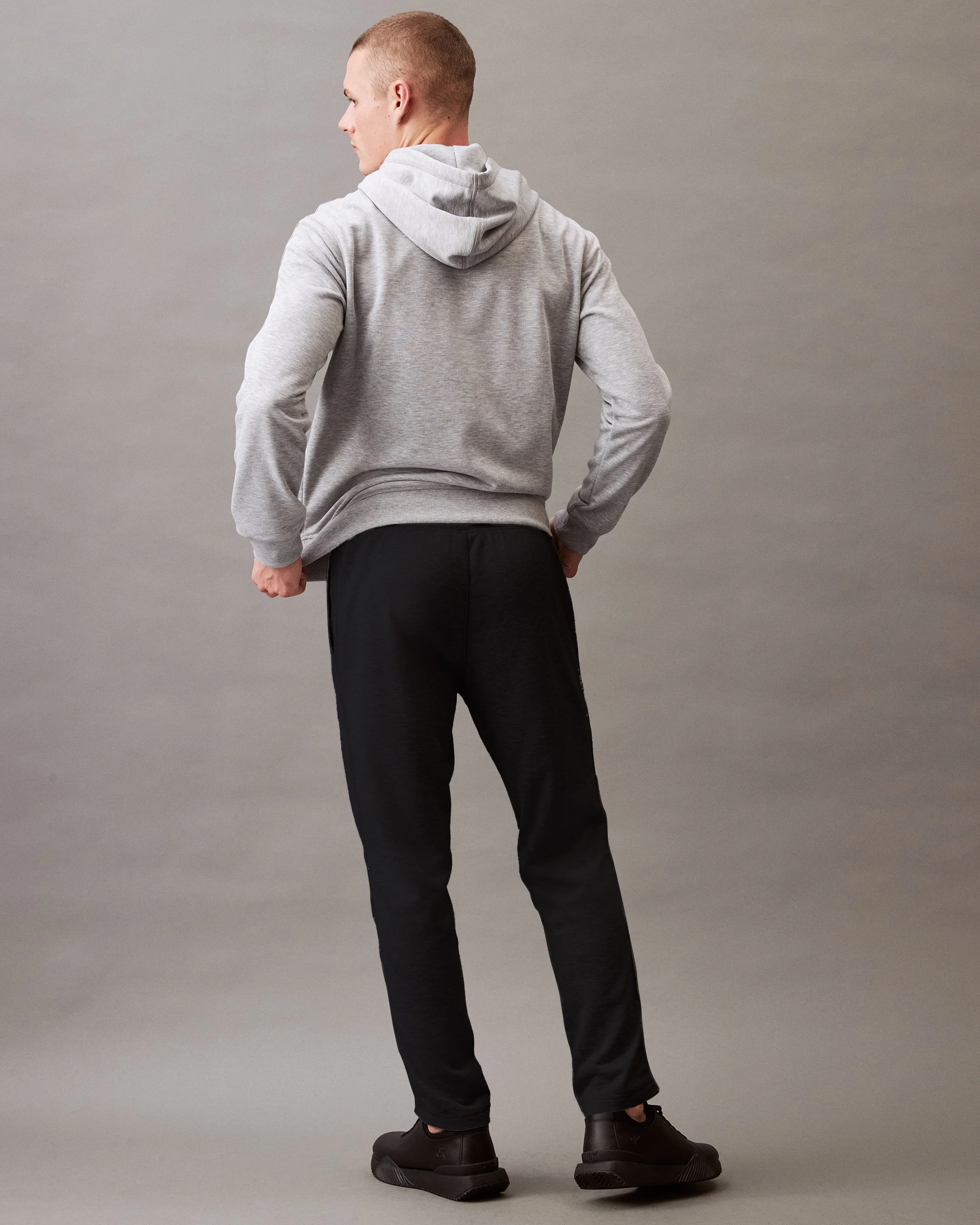 CK SPORT Quần Dài Thể Thao Nam Slim Fit/Mid Rise Fit