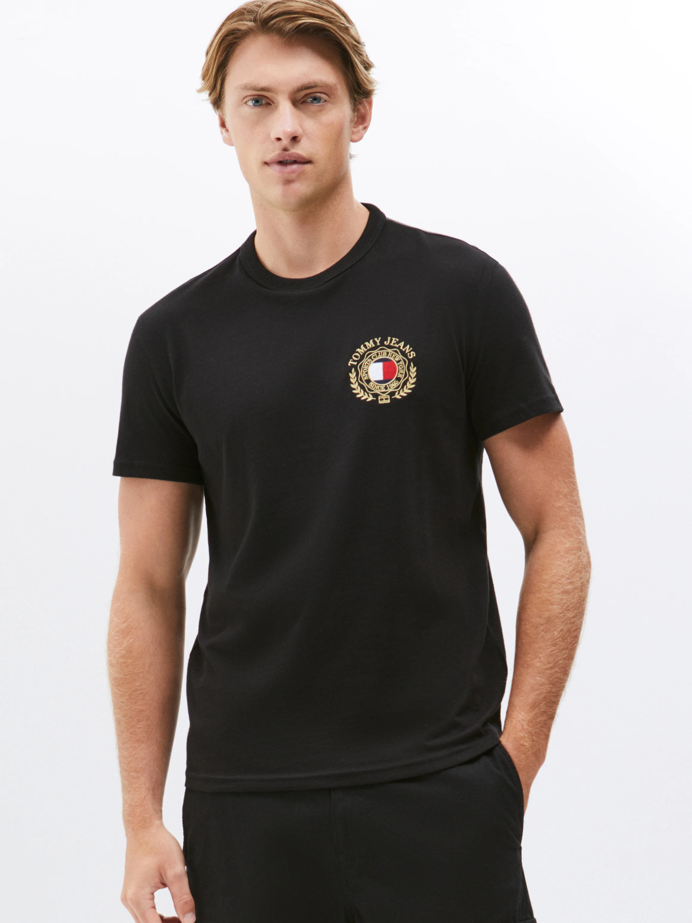 TOMMY JEANS Áo Thun Nam Tay Ngắn TJM Reg Tommy Crest Tee