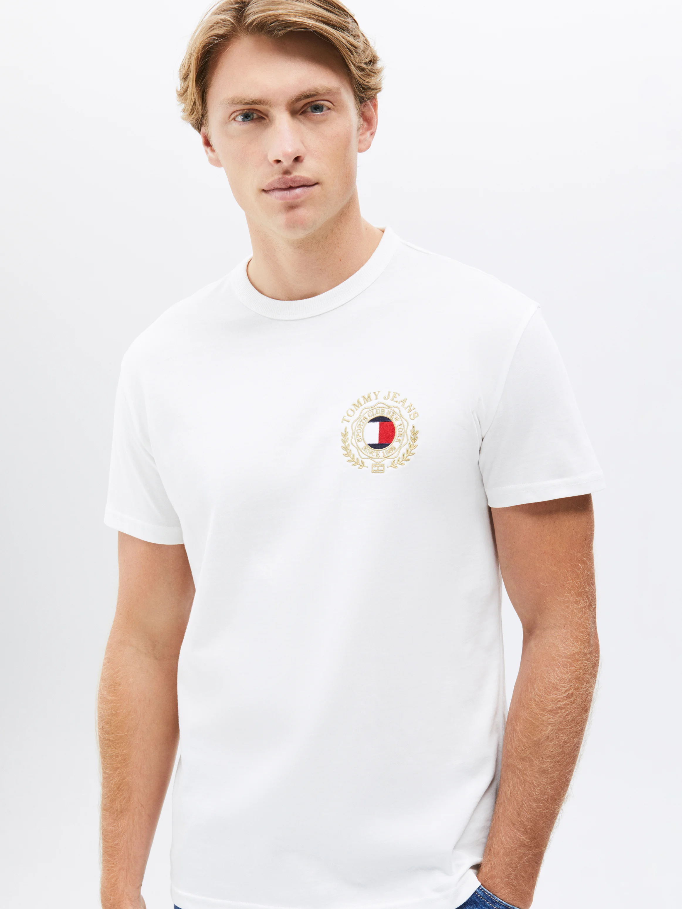 TOMMY JEANS Áo Thun Nam Tay Ngắn TJM Reg Tommy Crest Tee