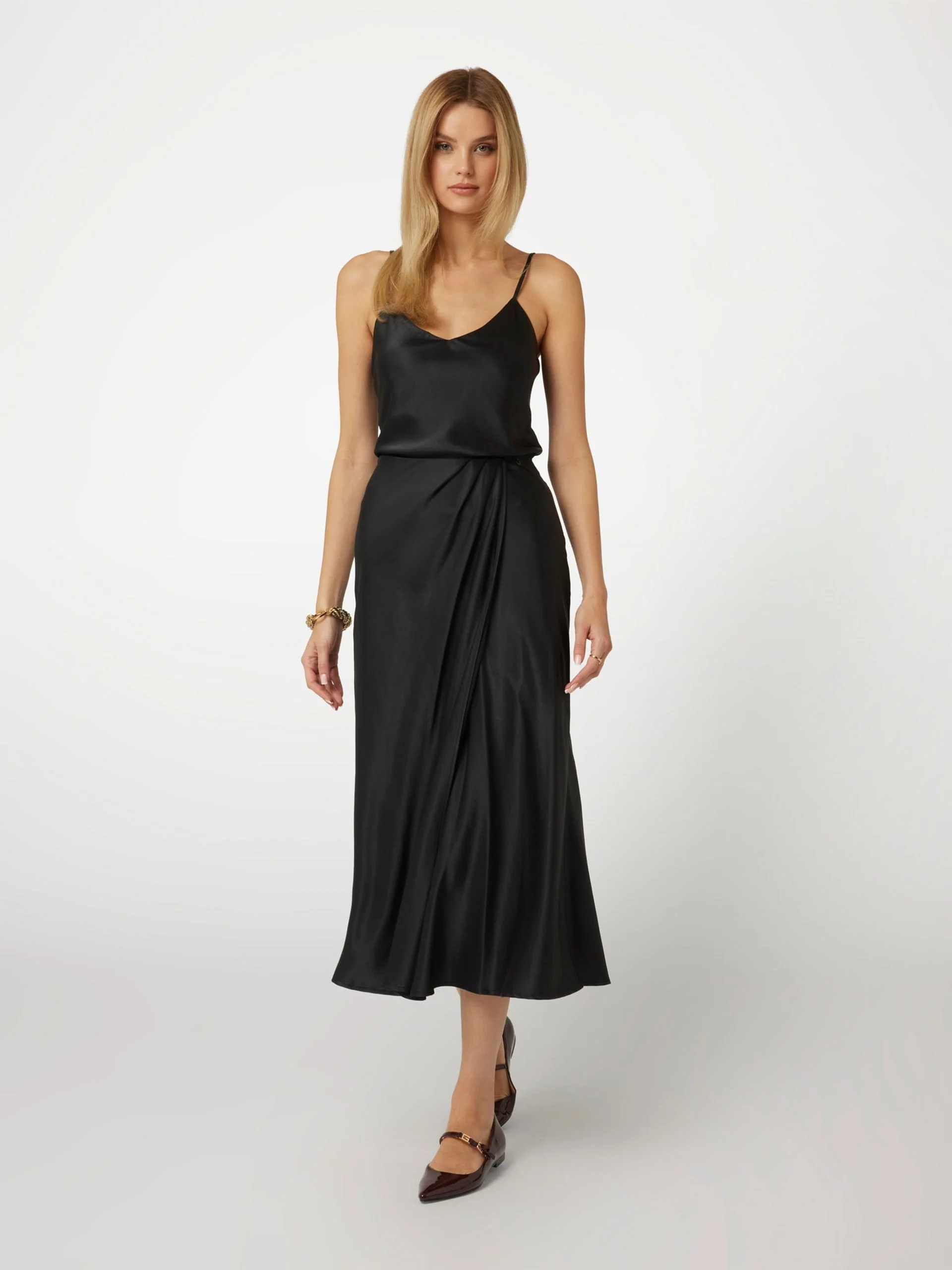 GUESS WOMAN Chân Váy Nữ - Anastasia Long Satin Skirt