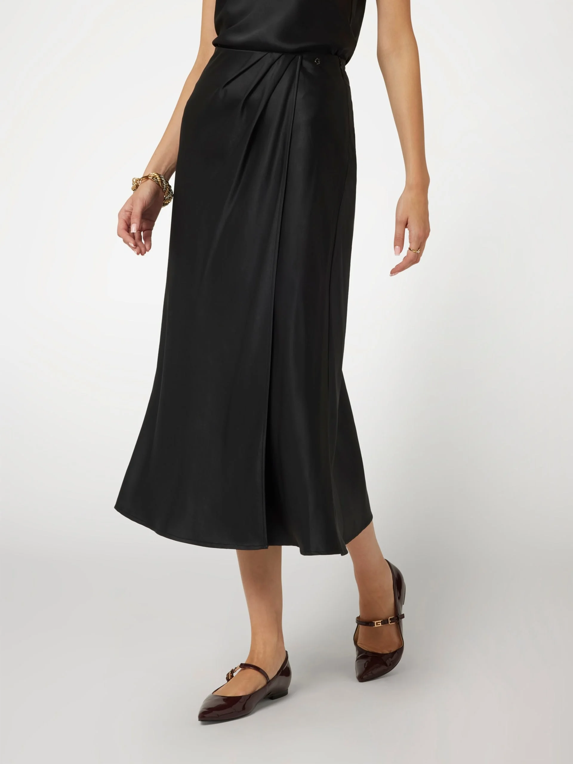 GUESS WOMAN Chân Váy Nữ - Anastasia Long Satin Skirt