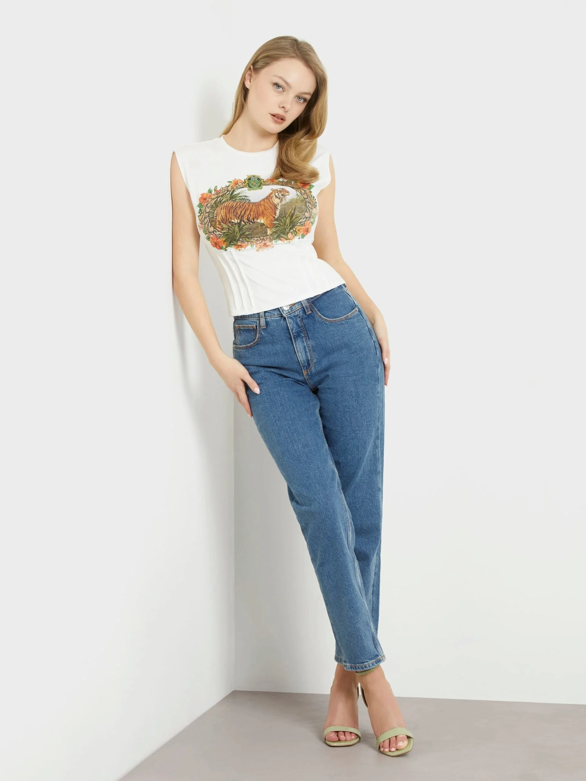 GUESS WOMAN Áo Thun Nữ - Sl Vintage Tiger Corset Tee