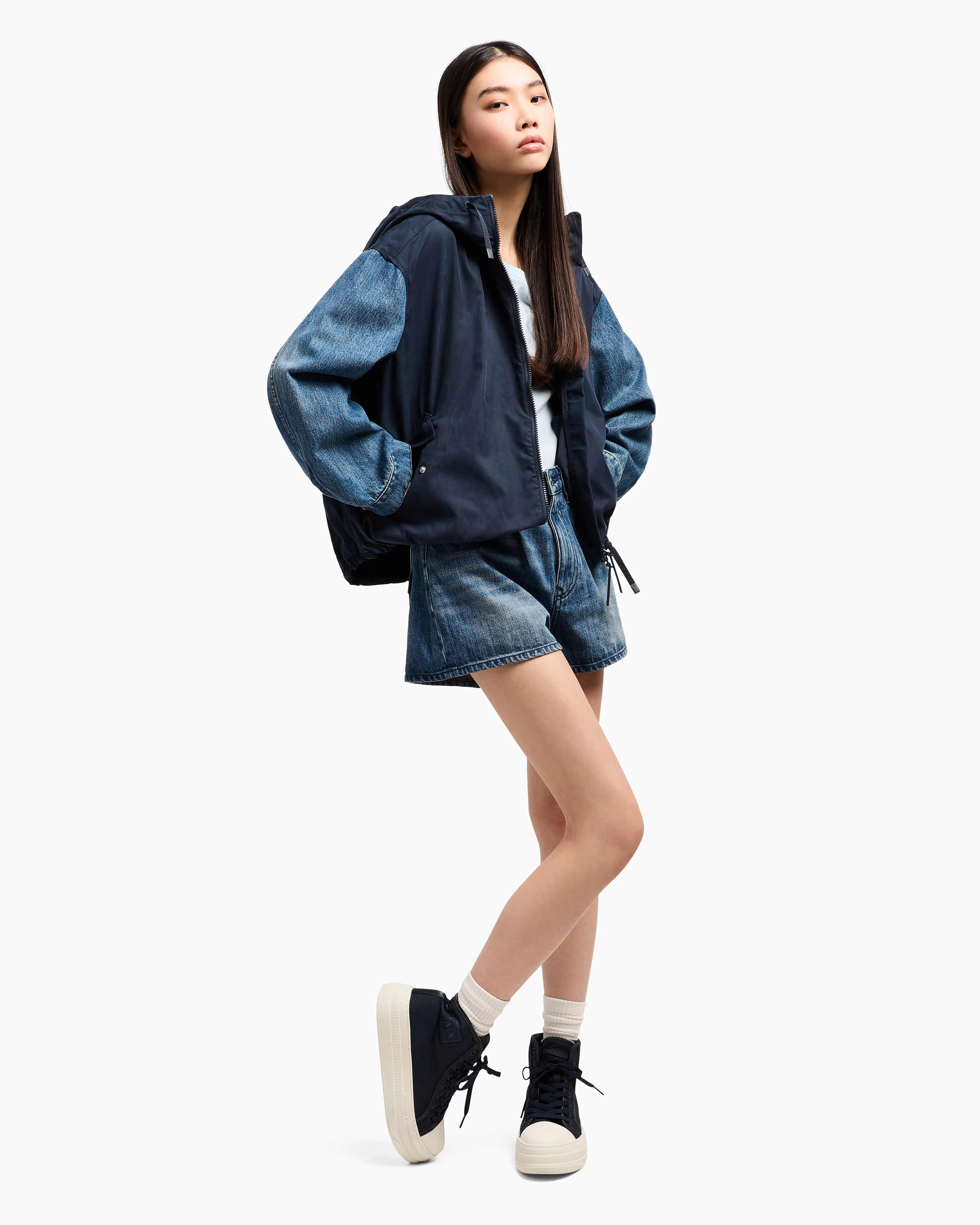 ARMANI EXCHANGE Quần Short Nữ